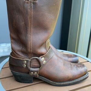 Frye Harness 12R